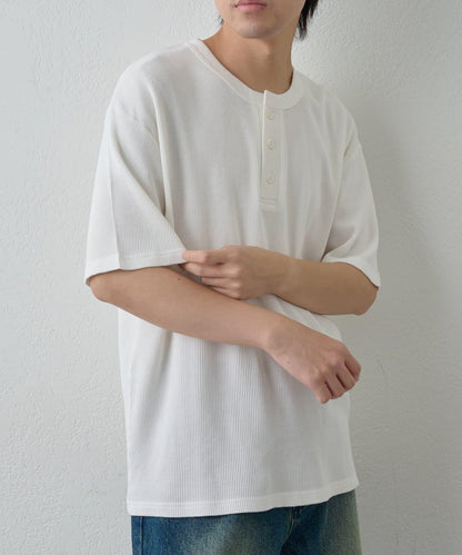 【範例】氣烤華夫餅亨利領T-shirt