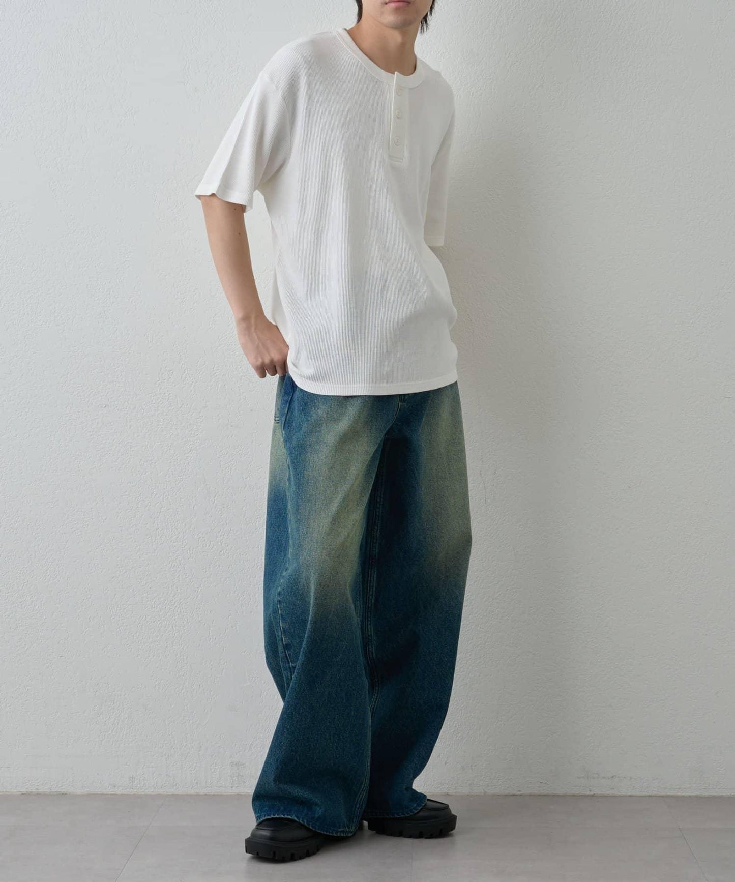 【範例】氣烤華夫餅亨利領T-shirt
