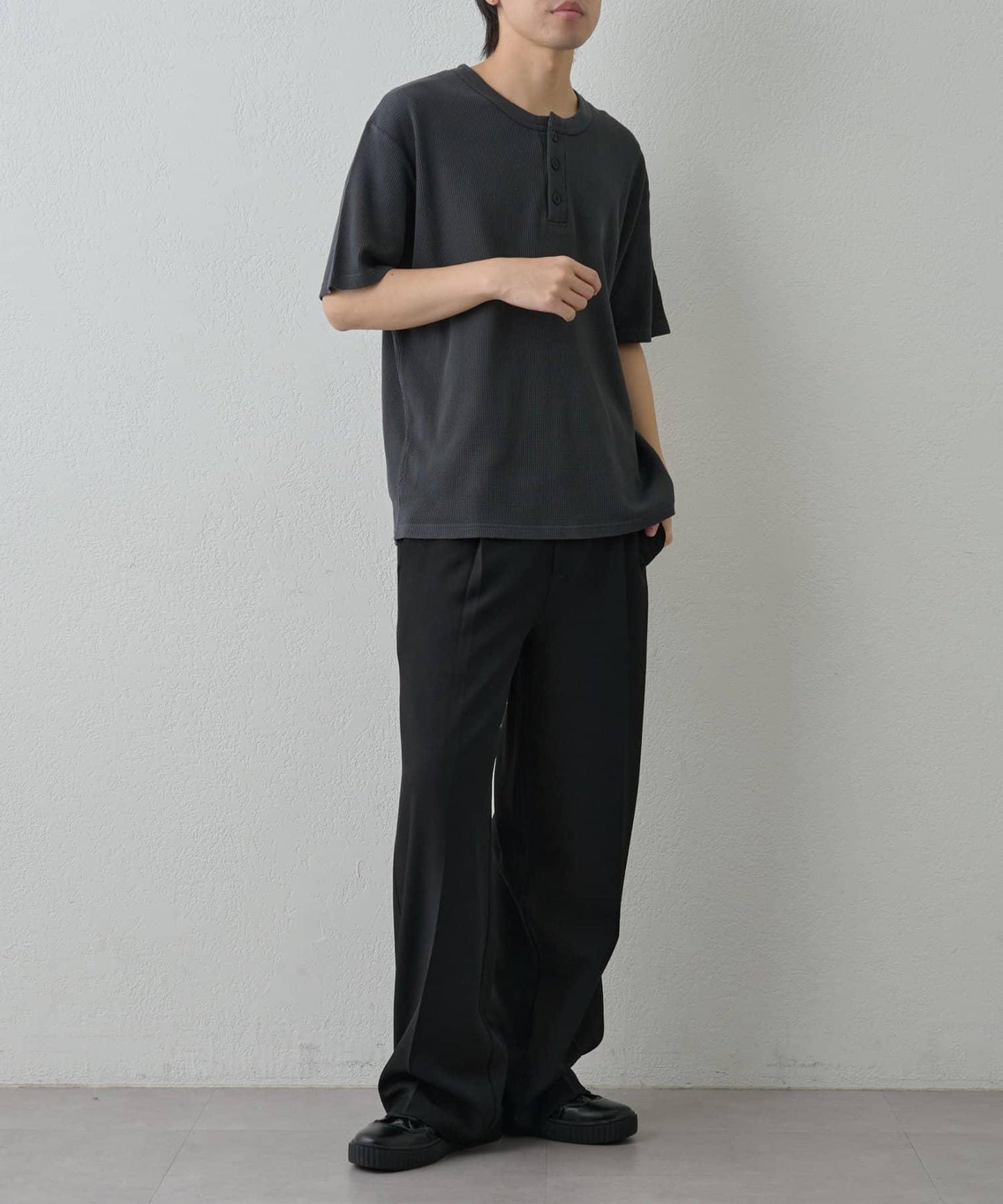 【範例】氣烤華夫餅亨利領T-shirt