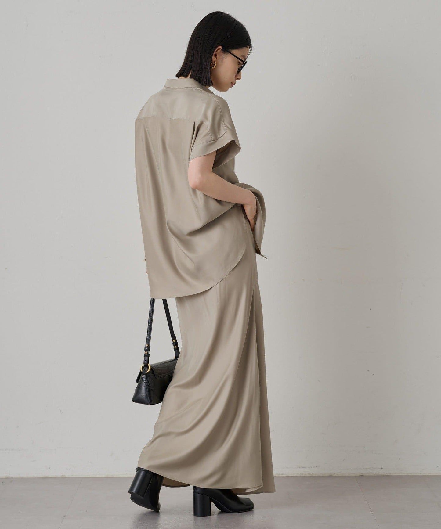 Loungedress Fibril法式襯衫