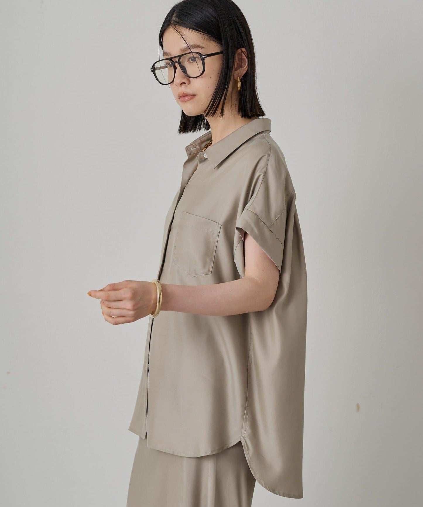 Loungedress Fibril法式襯衫