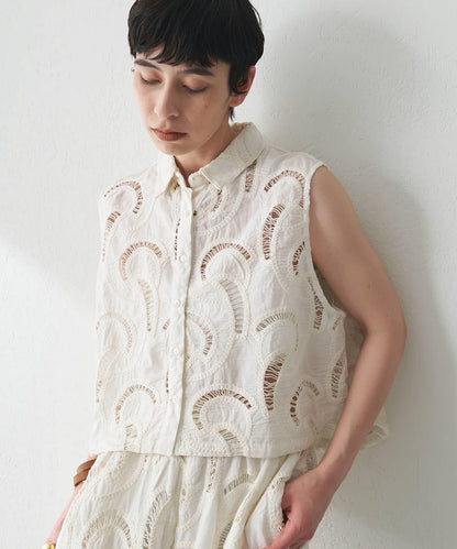 刺繡法式短袖襯衫