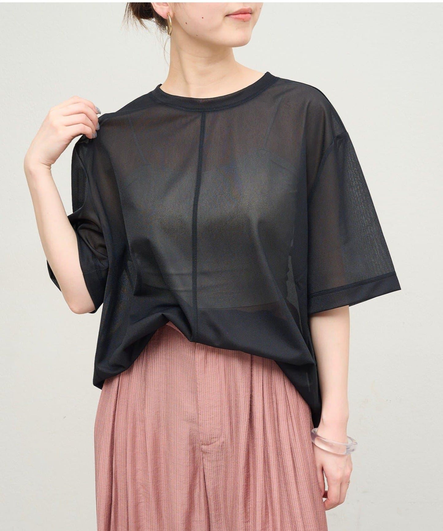 Omekashi 透膚剪裁套頭上衣