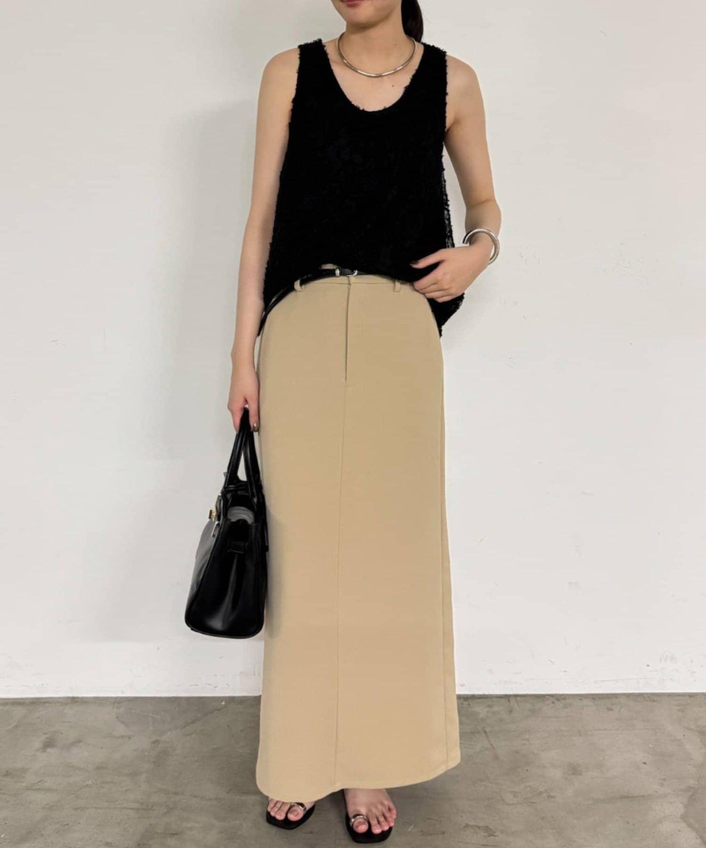 【Loungedress】 羽毛感設計 吊帶長款上衣
