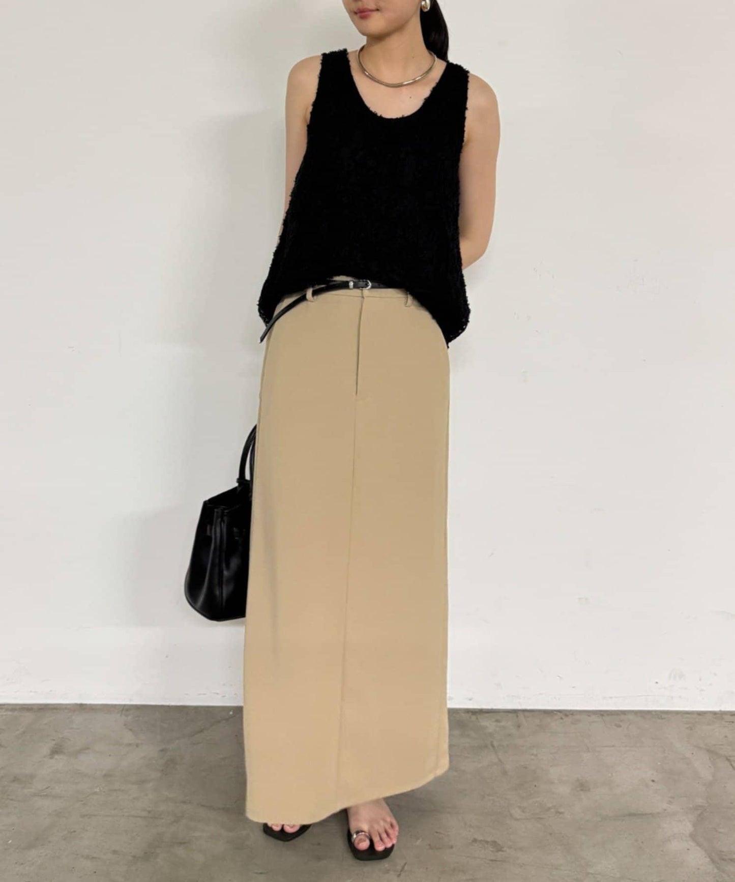 【Loungedress】 羽毛感設計 吊帶長款上衣