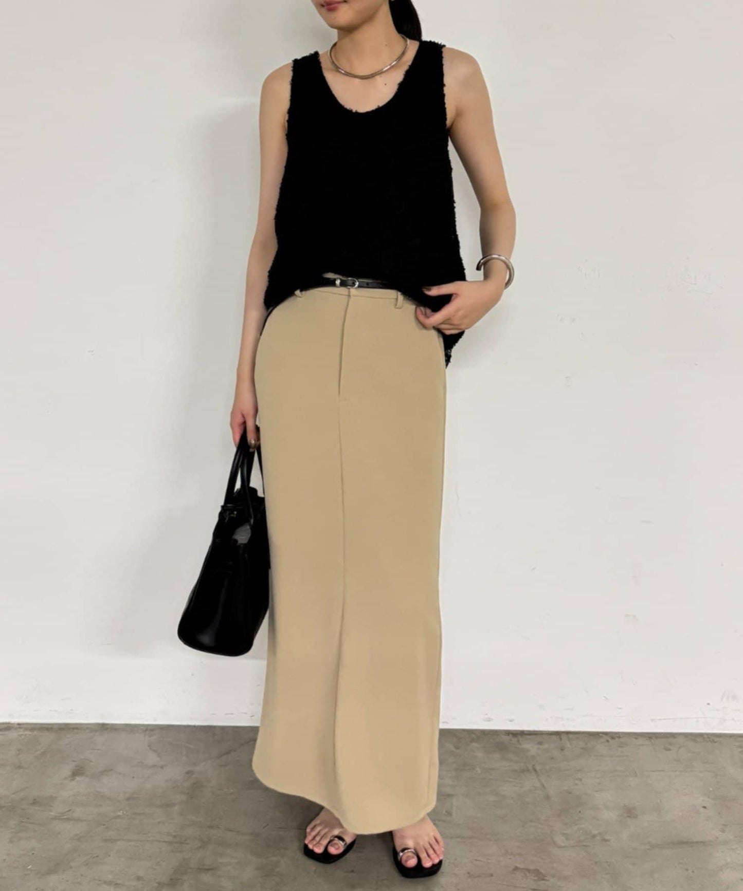 【Loungedress】 羽毛感設計 吊帶長款上衣