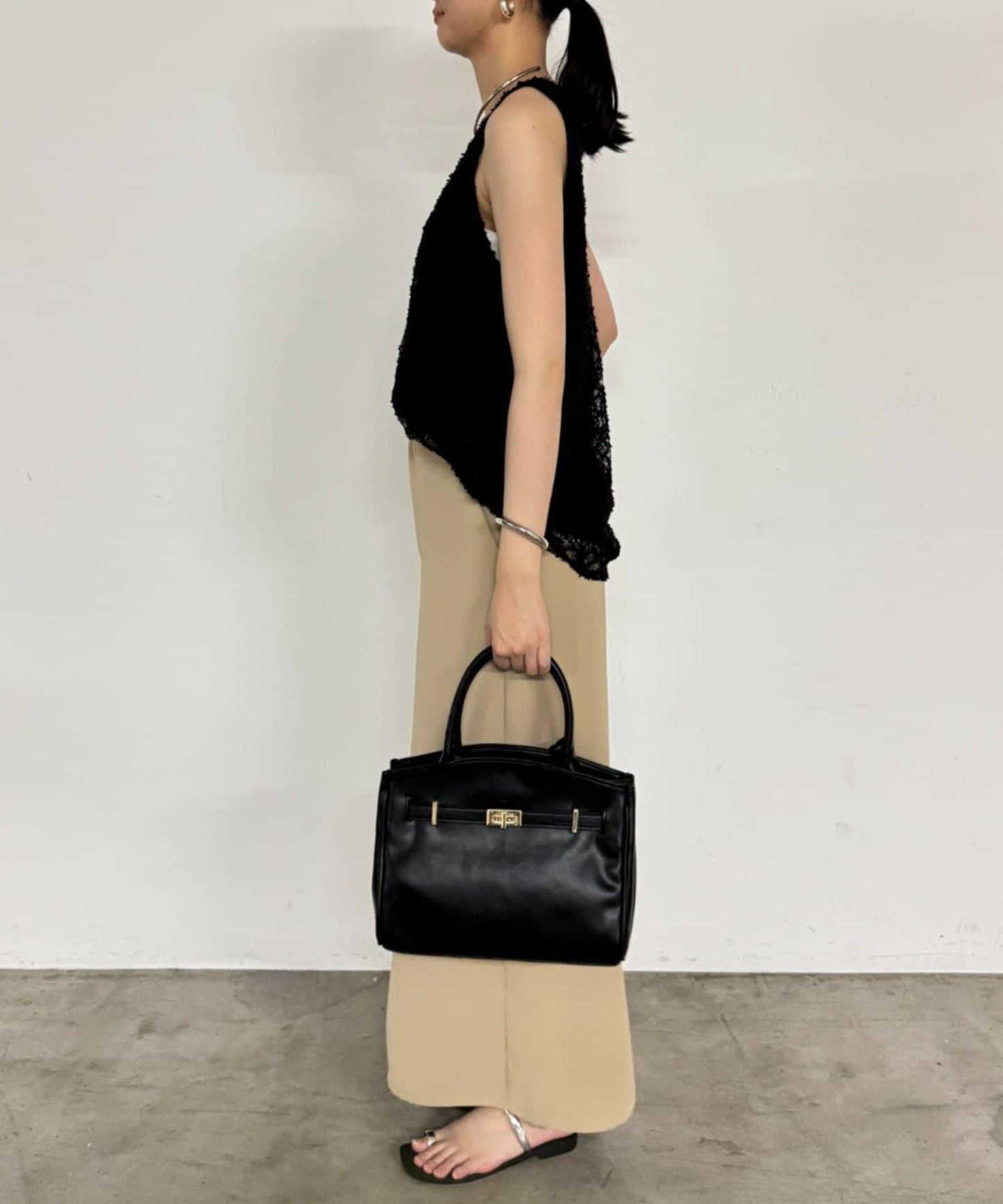 【Loungedress】 羽毛感設計 吊帶長款上衣