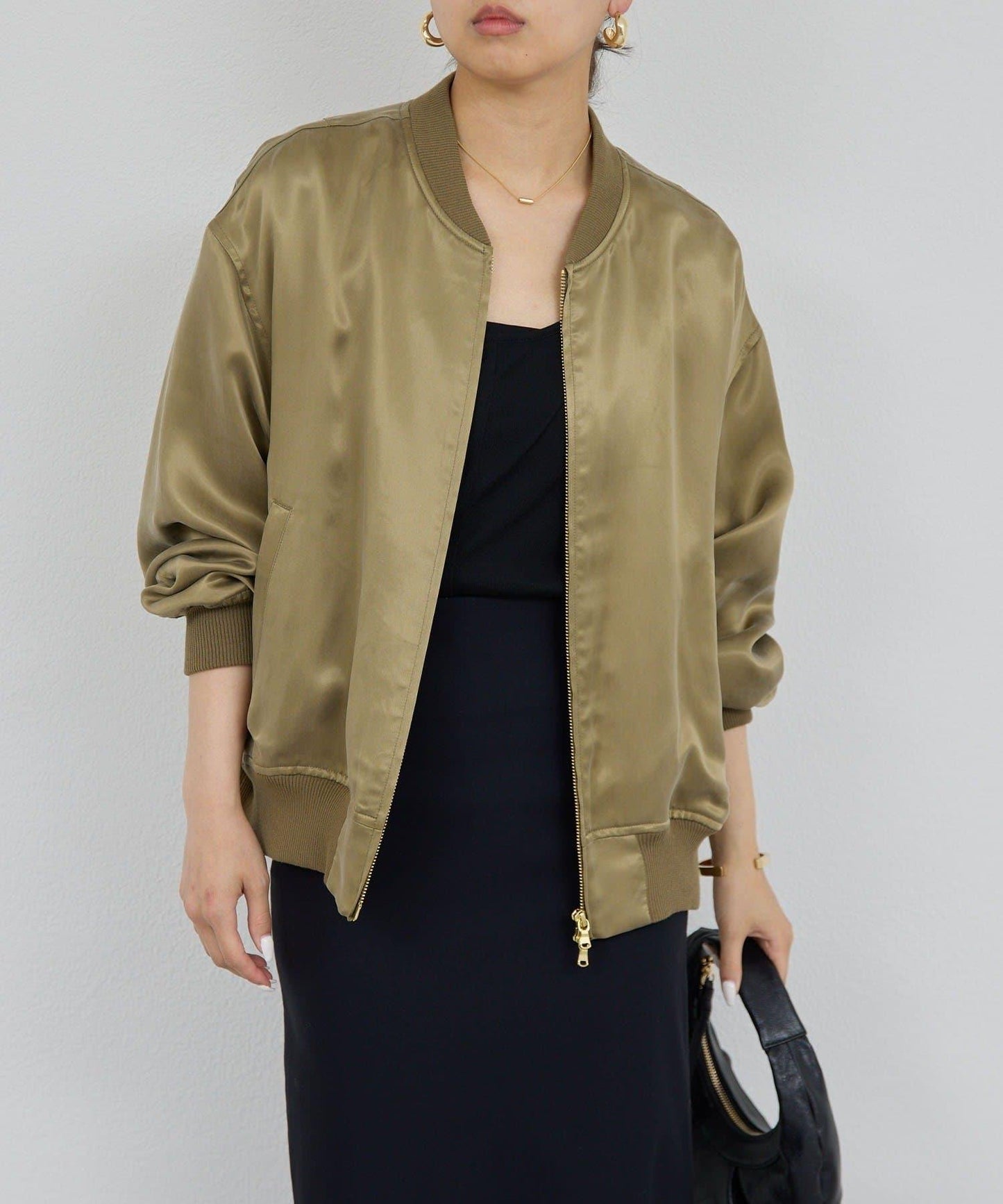 儲備絲綢夾克