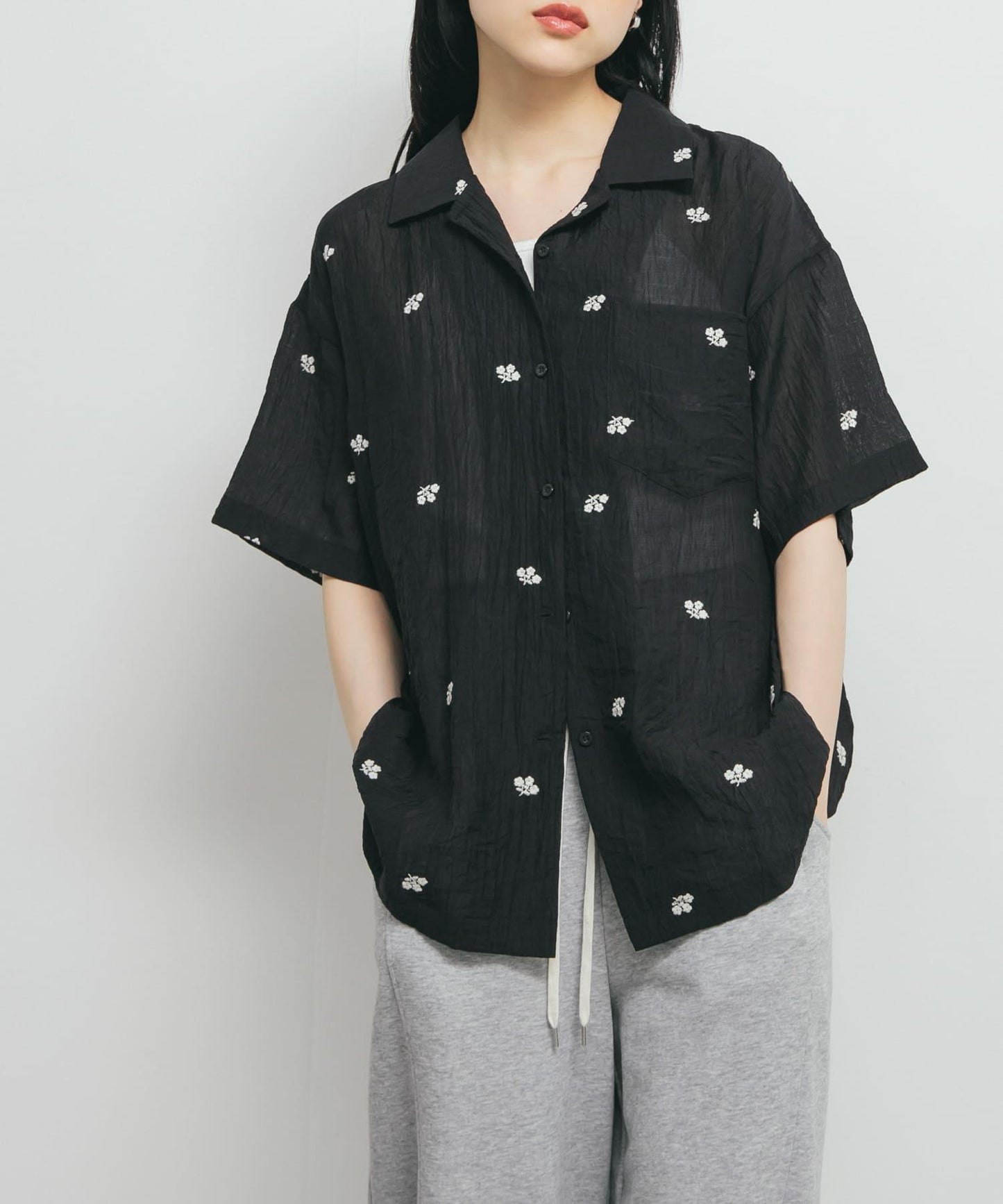 刺繡透視襯衫