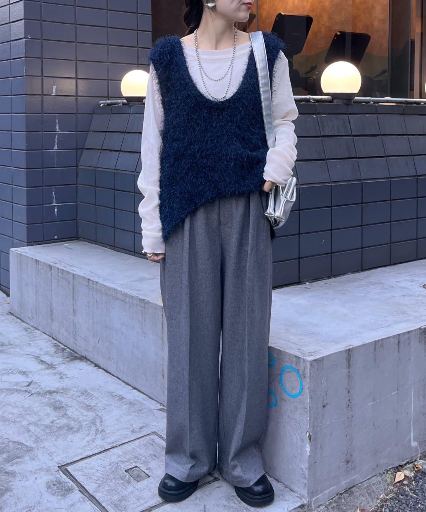 【2025年春夏新款】深色混紡羽絨馬甲