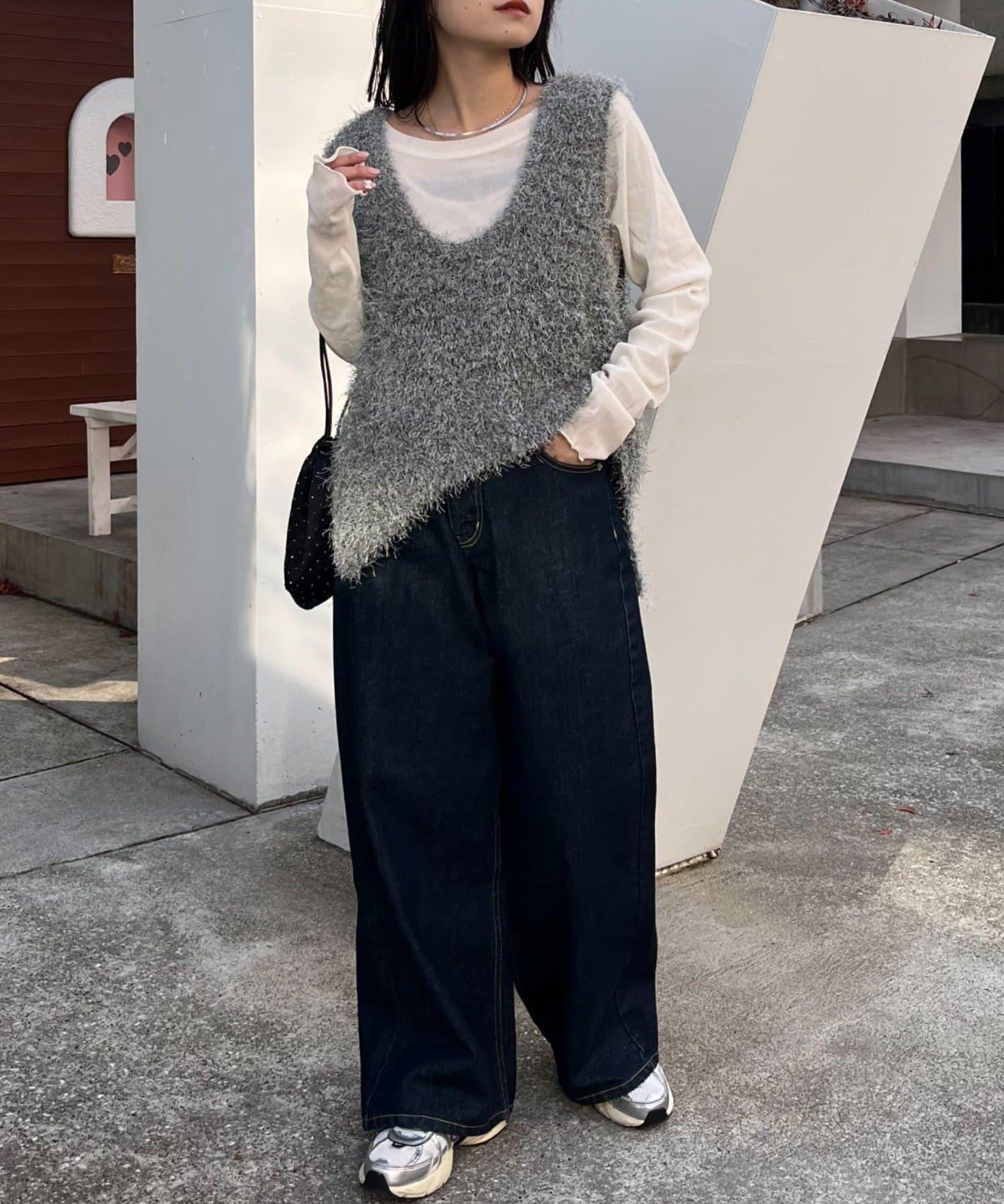 【2025年春夏新款】深色混紡羽絨馬甲