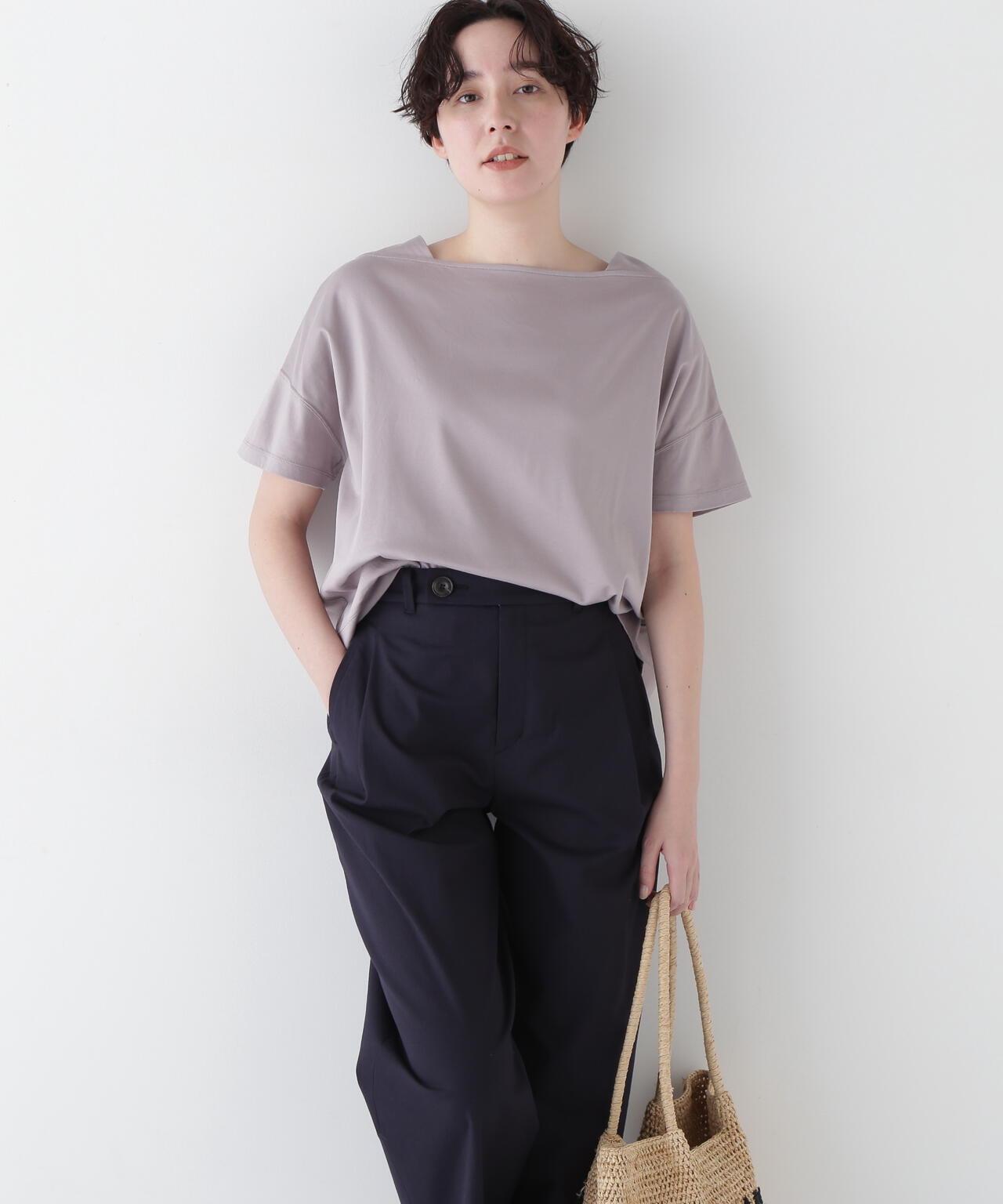 功能素材背部刺繡logo套頭衫