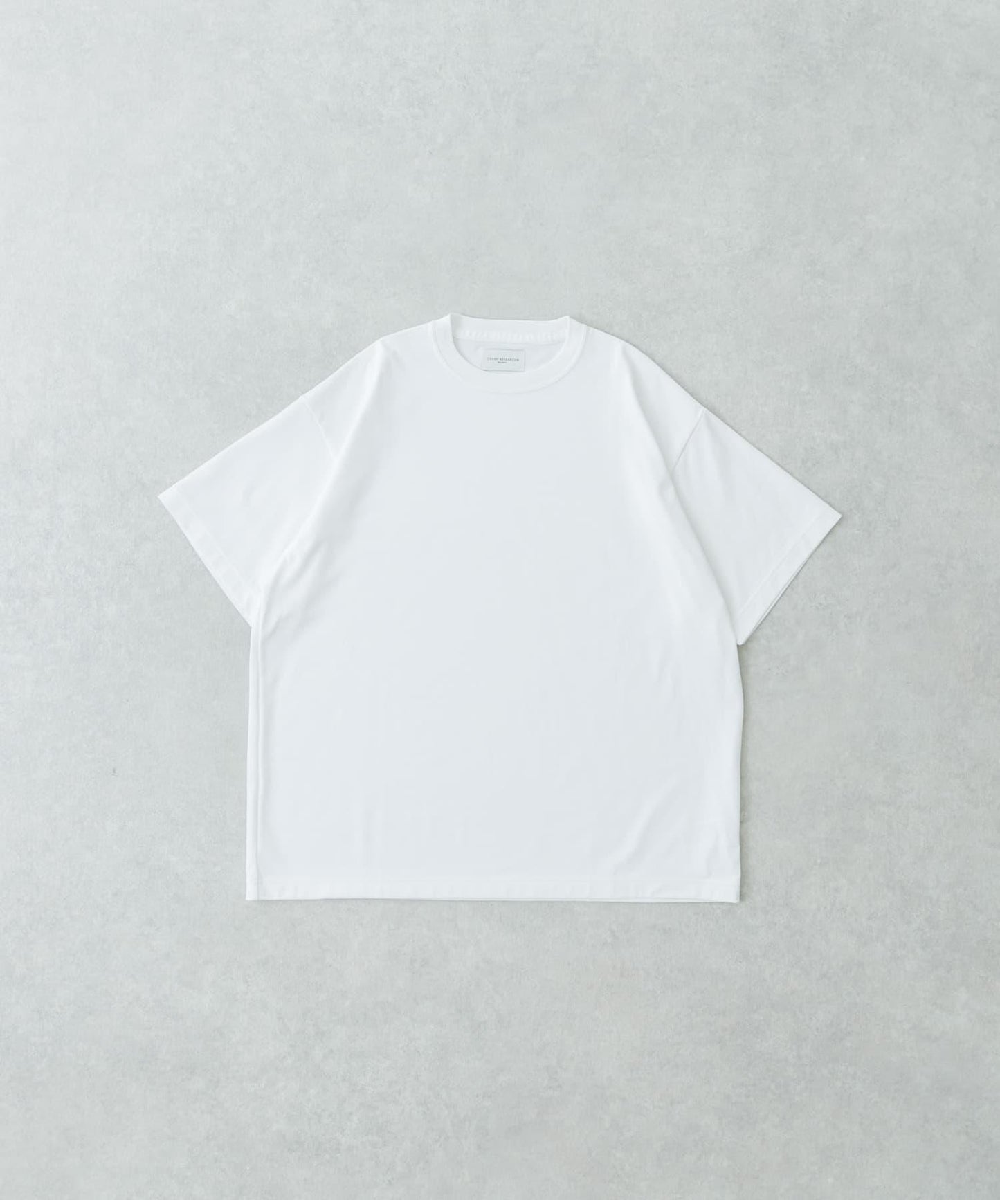 new basic 冷感速幹防曬短袖