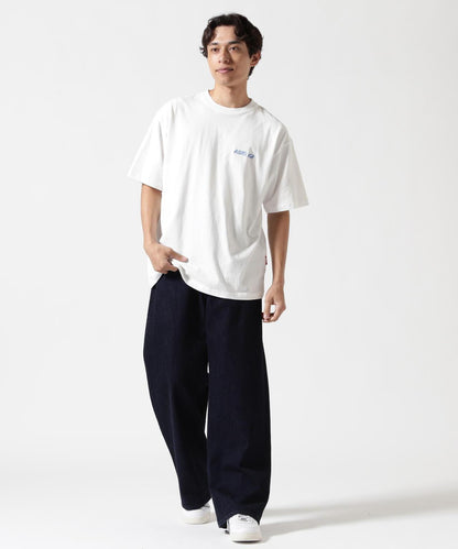 《直營店限定》塗鴉刺繡T恤