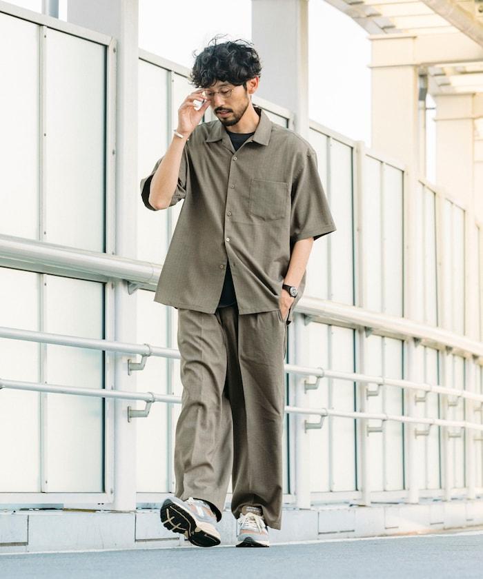 Reflax 功能性材料 寬鬆剪裁 輕鬆條紋西褲