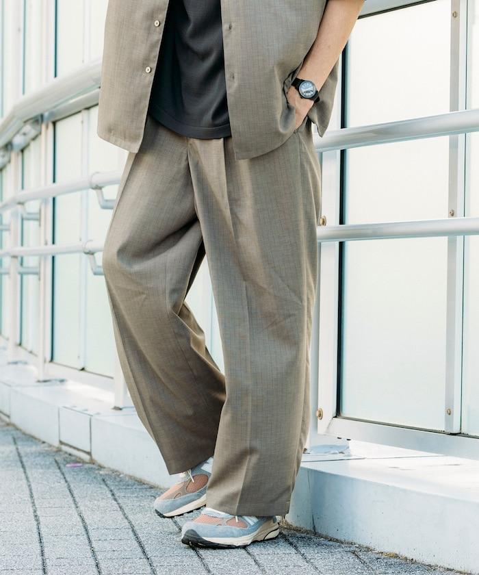 Reflax 功能性材料 寬鬆剪裁 輕鬆條紋西褲