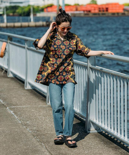 印度制 寬鬆版型 巴蒂克圖案印花 開領襯衫 短袖 小花紋