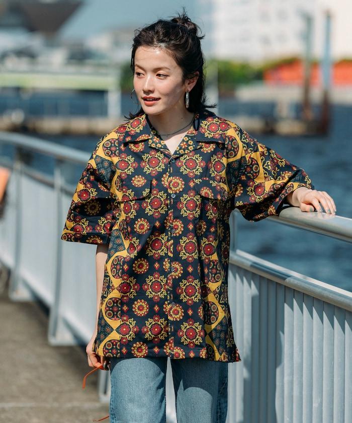 印度制 寬鬆版型 巴蒂克圖案印花 開領襯衫 短袖 小花紋