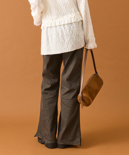 開叉喇叭牛仔褲