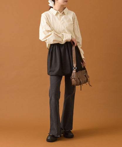 開叉喇叭牛仔褲