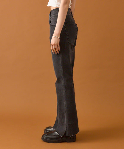 開叉喇叭牛仔褲