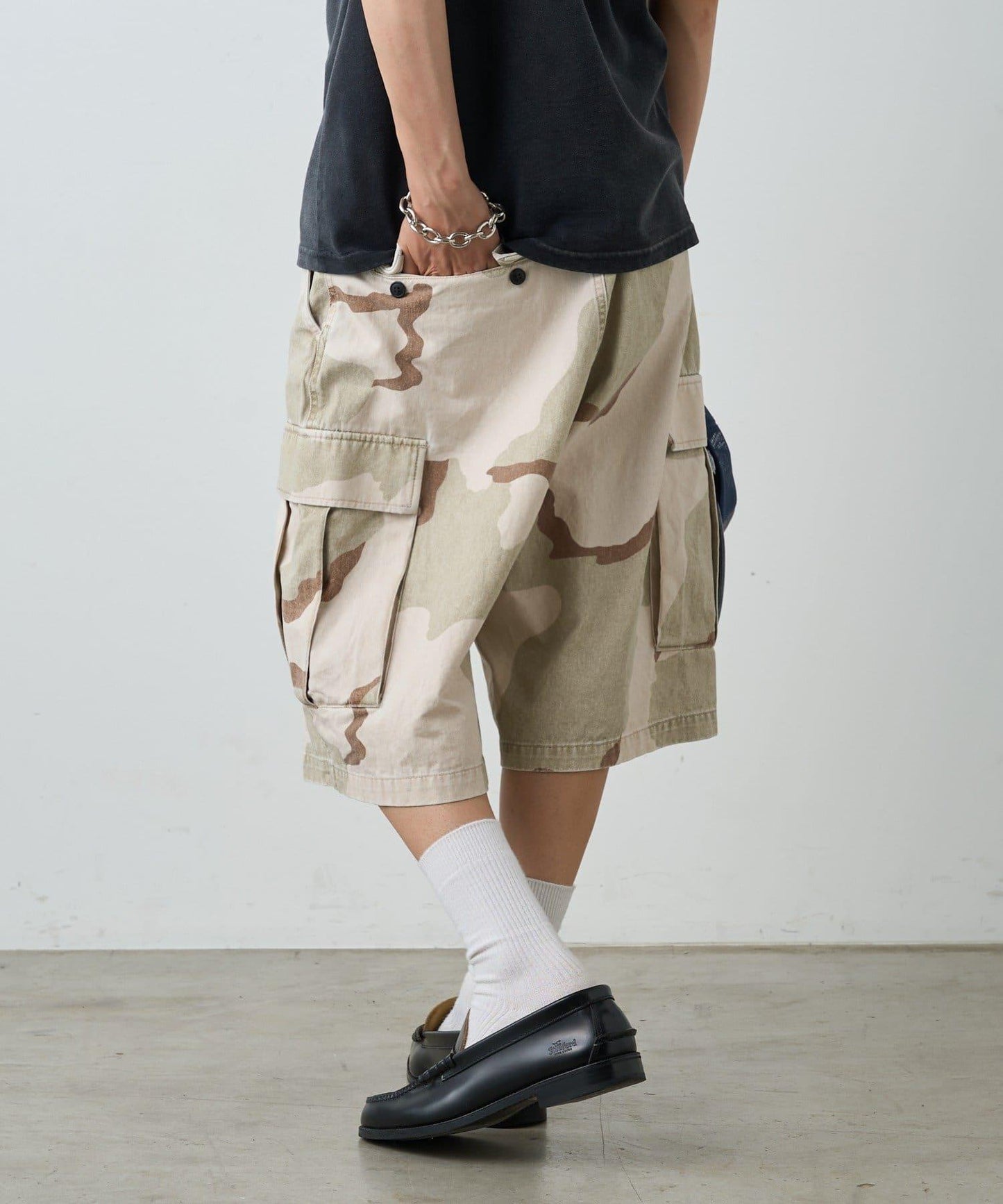 Kastane 寬鬆工裝短褲