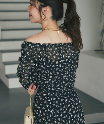 單色小花印花鬆緊袖襯衫