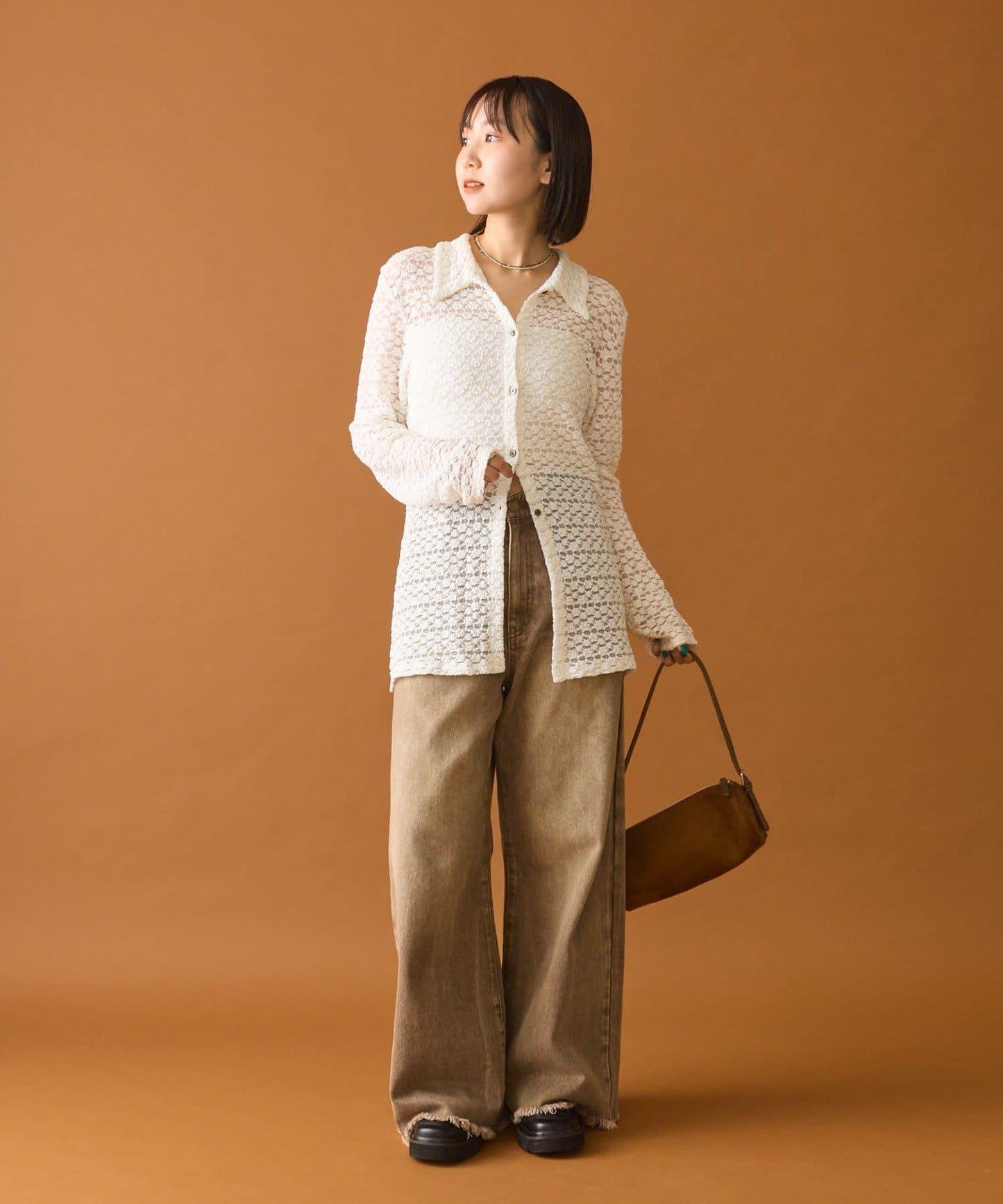 帶領口蕾絲開衫