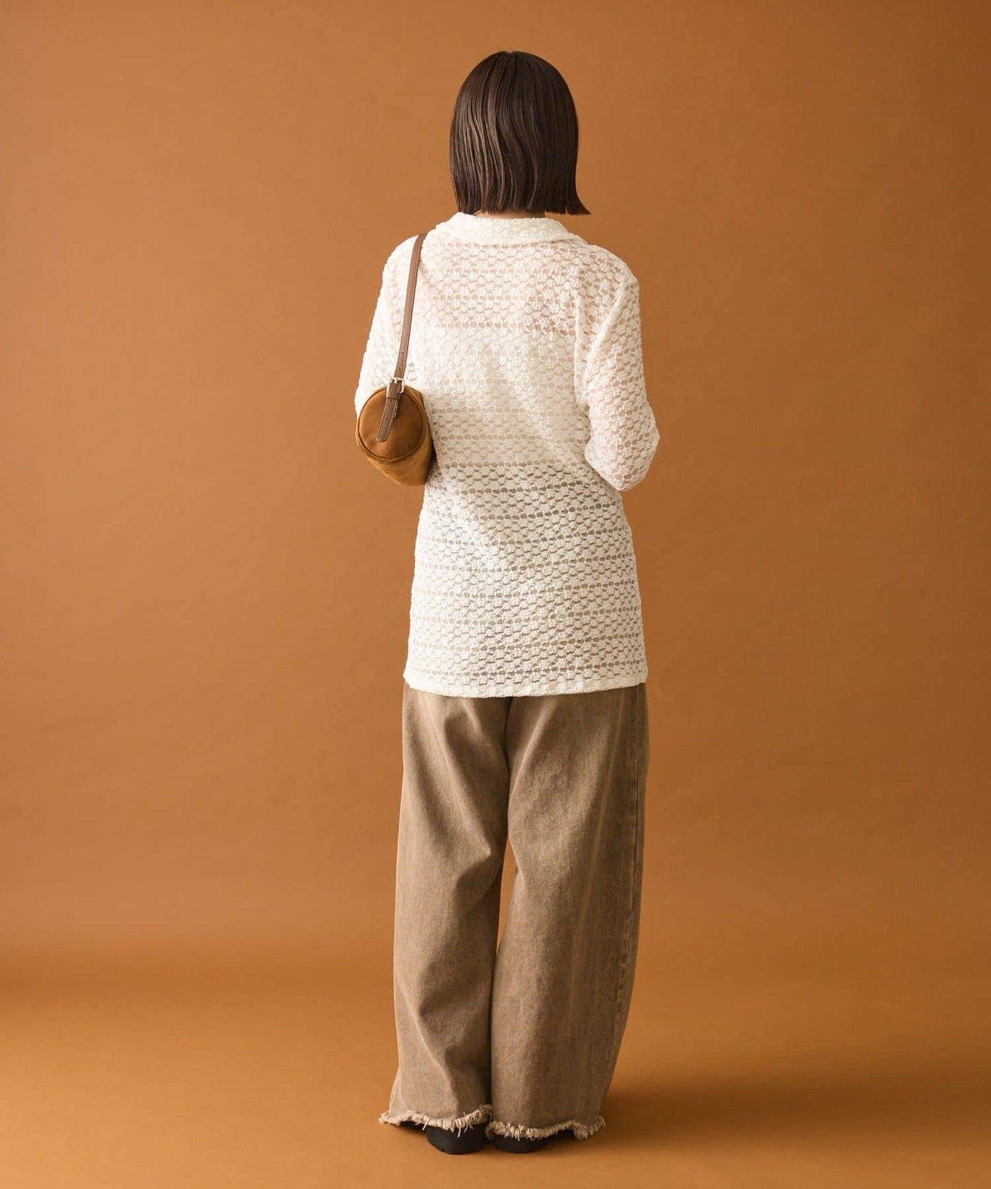 帶領口蕾絲開衫