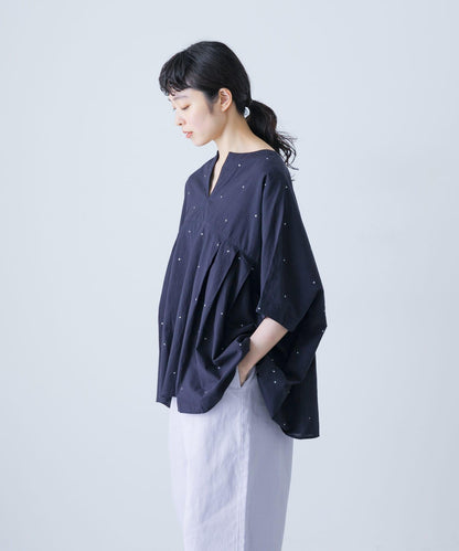 波點刺繡寬鬆套頭衫