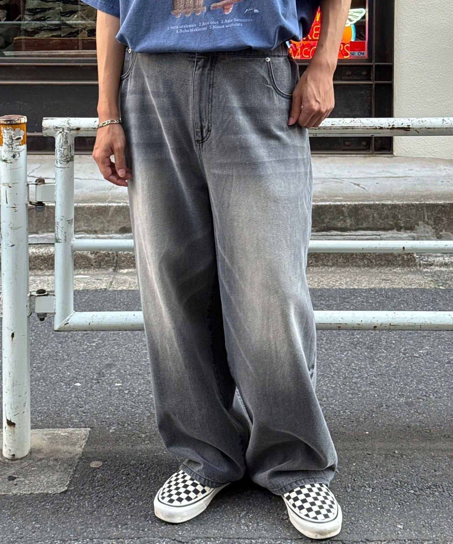 超大鬆緊牛仔褲