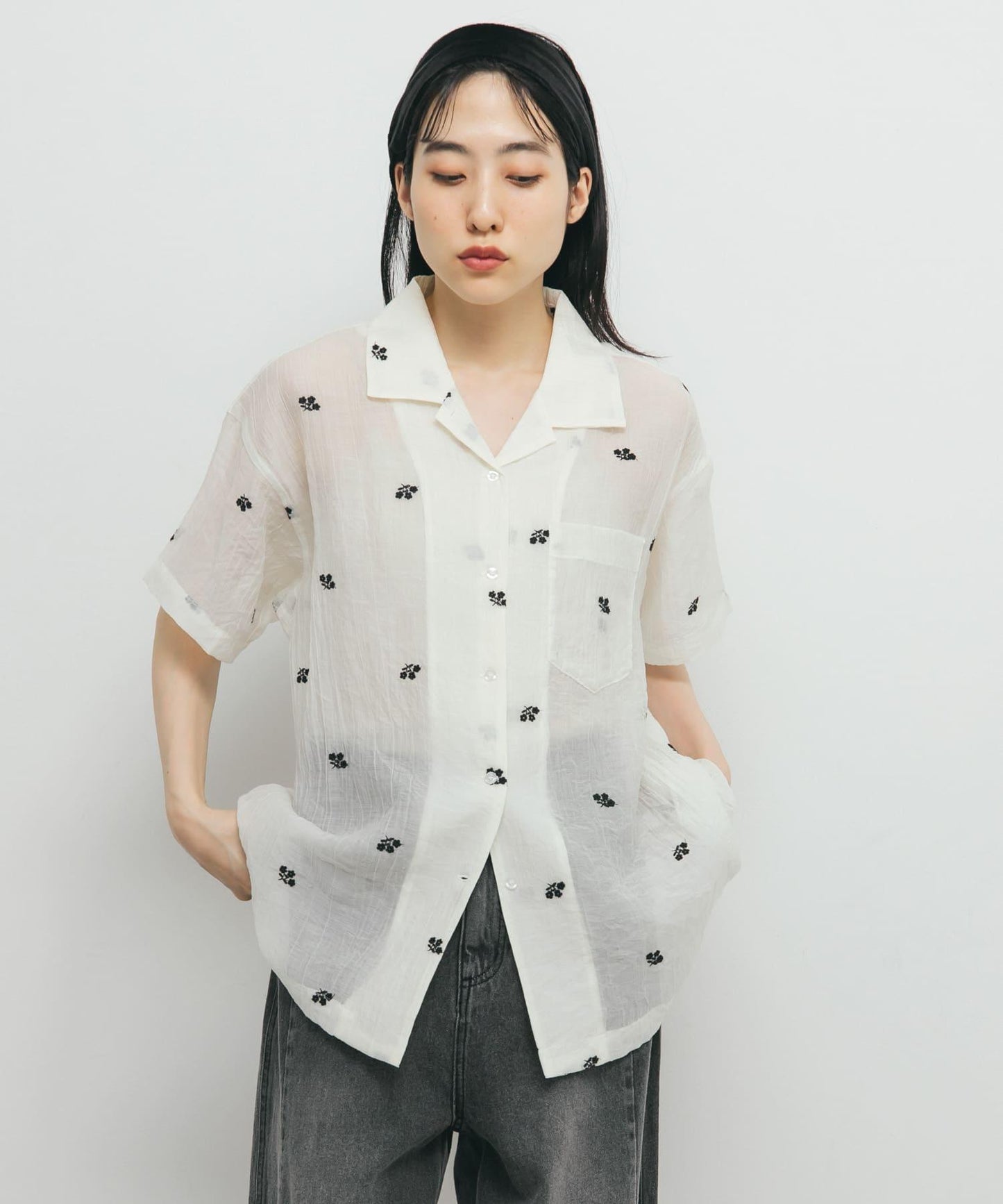 刺繡透視襯衫