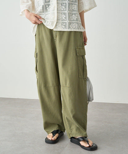 曲線剪裁工裝褲