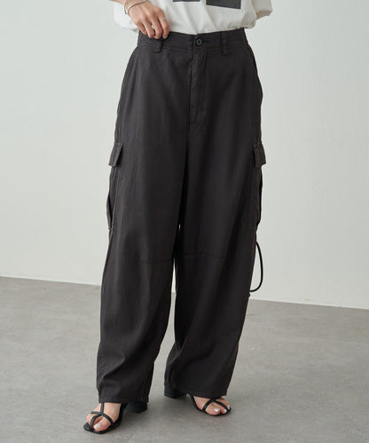 曲線剪裁工裝褲