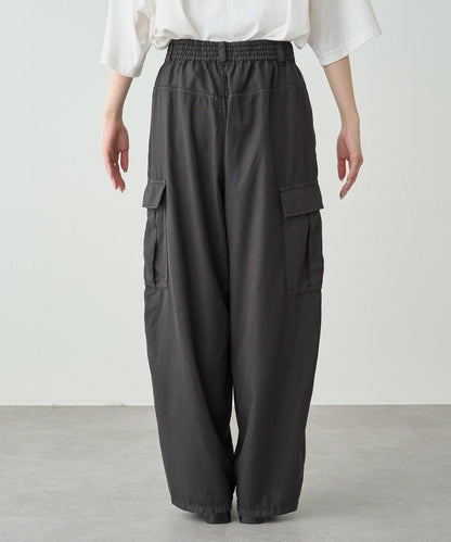 曲線剪裁工裝褲