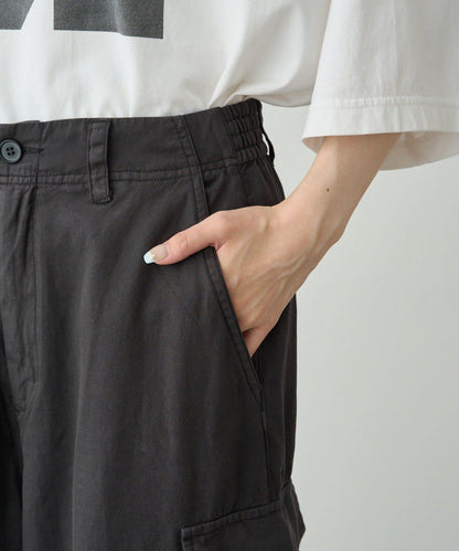 曲線剪裁工裝褲