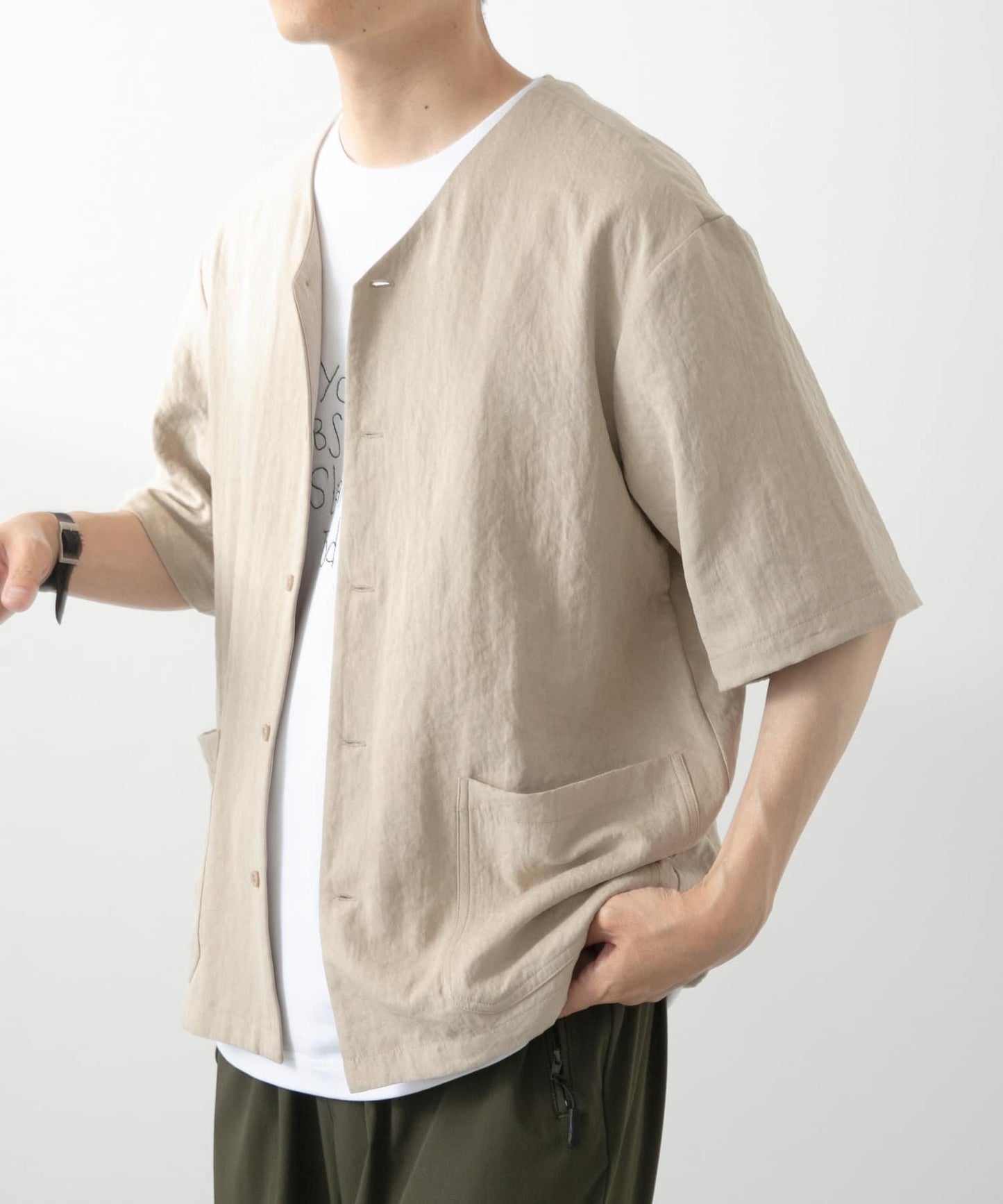 F.S. V領短袖襯衫