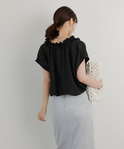 《全方向大人女性感◎》纖維綢緞荷葉邊襯衫