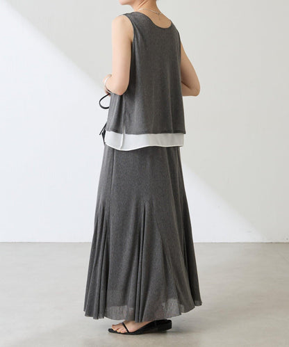 【不顯身體線條】絨面荷葉邊蓬蓬裙/卡塞特服