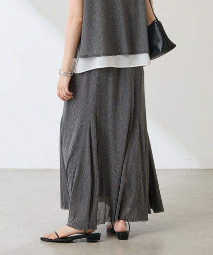 【不顯身體線條】絨面荷葉邊蓬蓬裙/卡塞特服