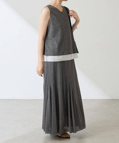 【不顯身體線條】絨面荷葉邊蓬蓬裙/卡塞特服
