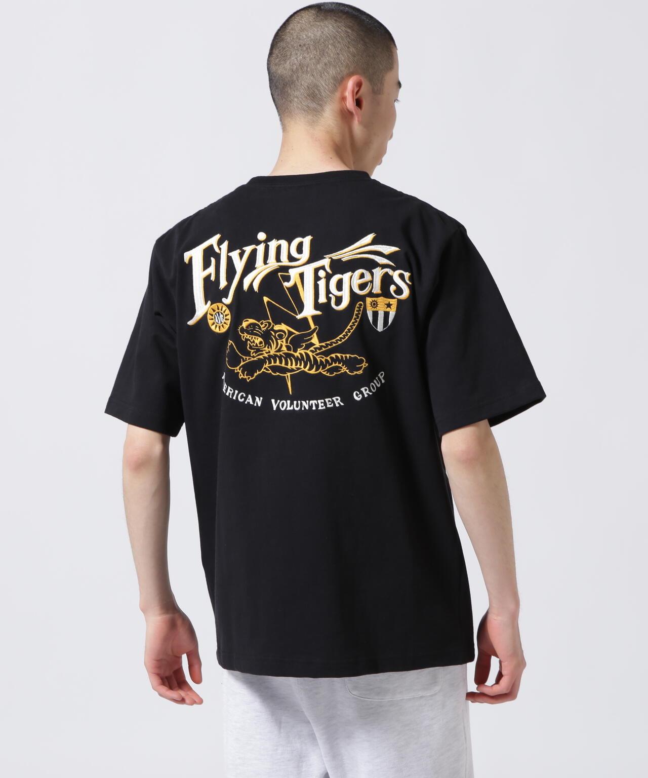 刺繡 FLYING TIGERS 圖案 T恤 《&DEPOT限定》