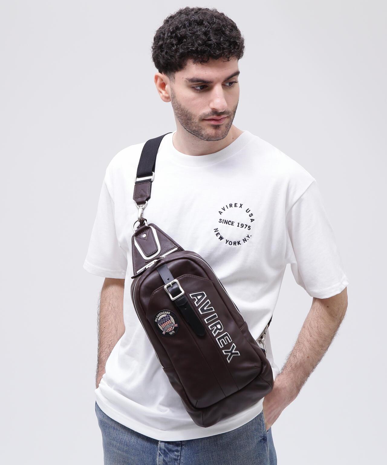 VARSITY LEATHER ONE SHOULDER BAG 單肩包 AVX5629