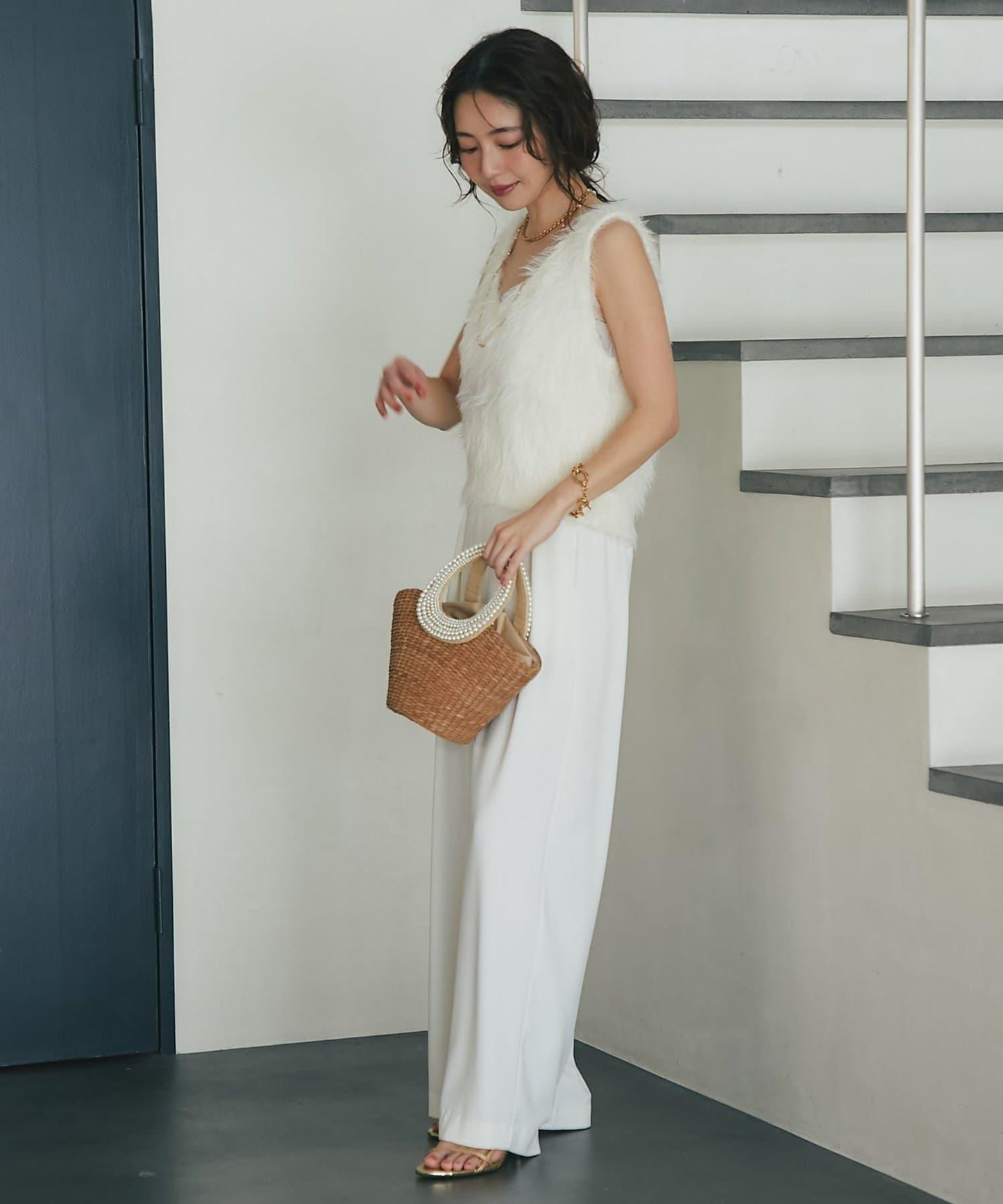 長款羽毛前後兩穿針織馬甲