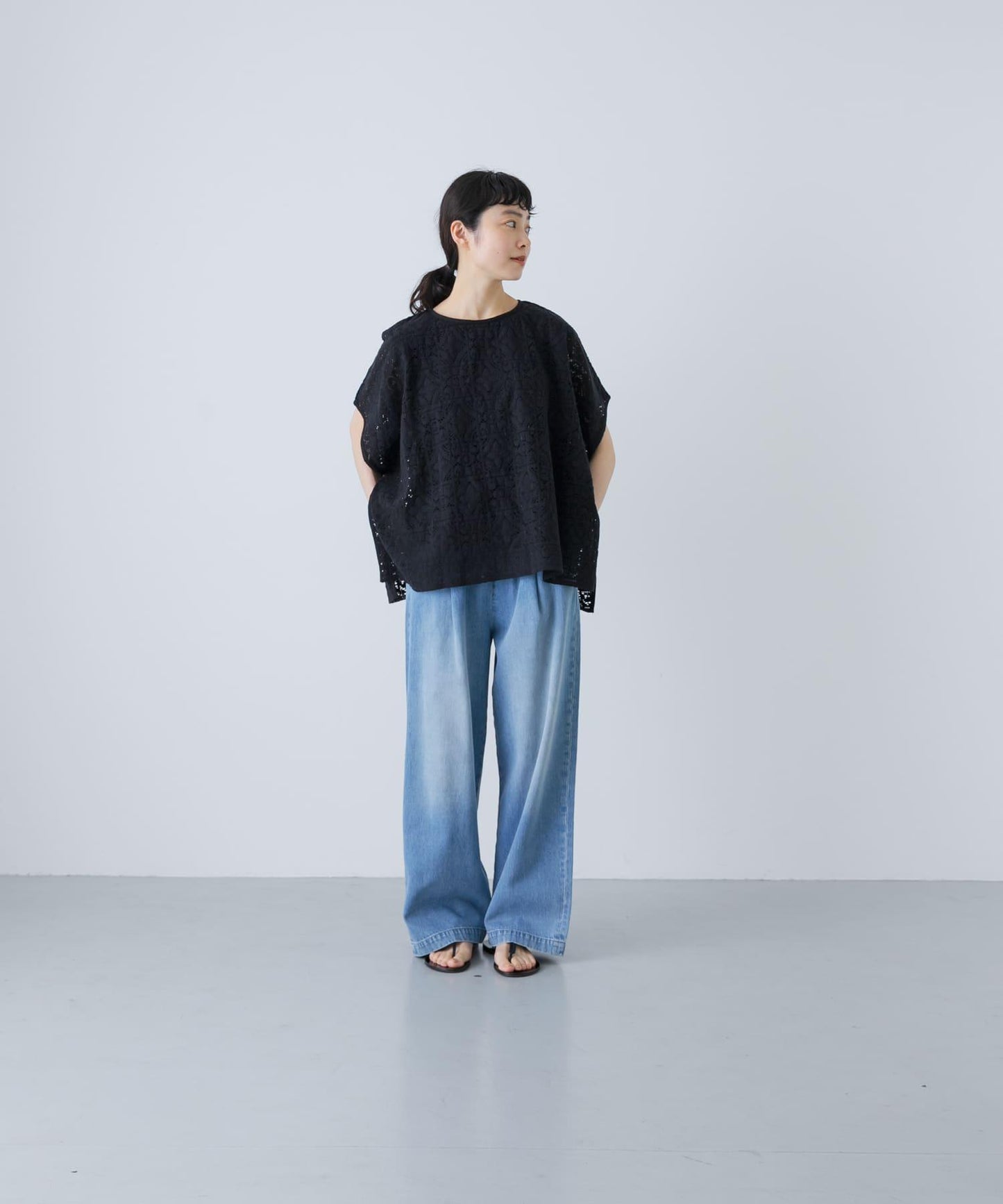 棉質蕾絲斗篷套頭衫