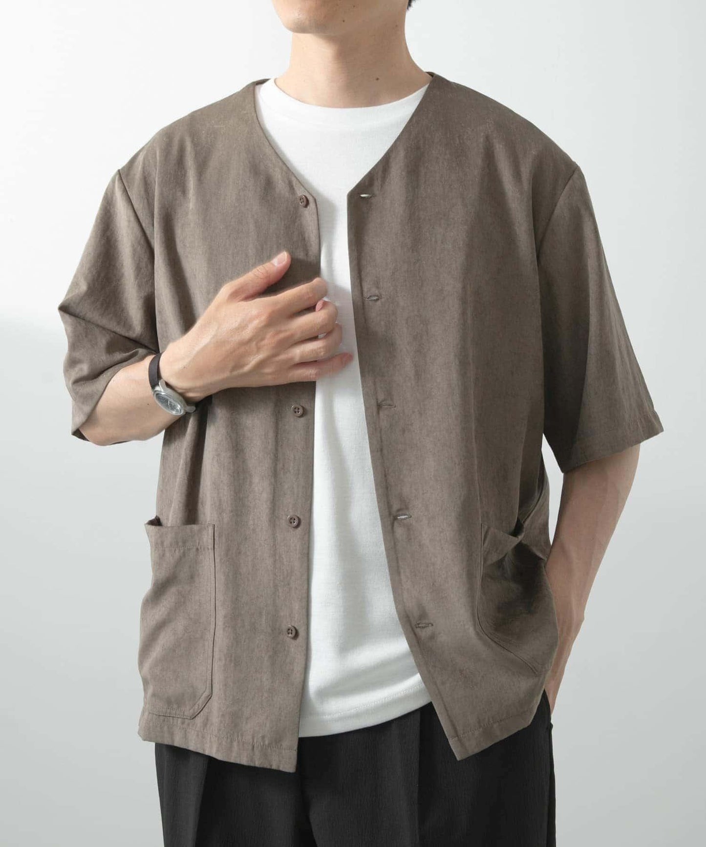 F.S. V領短袖襯衫