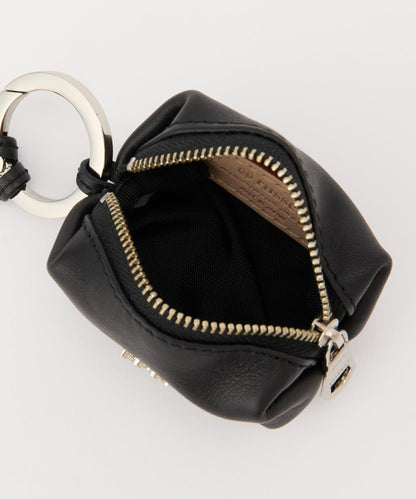 帶卡拉賓的小型皮革掛件袋