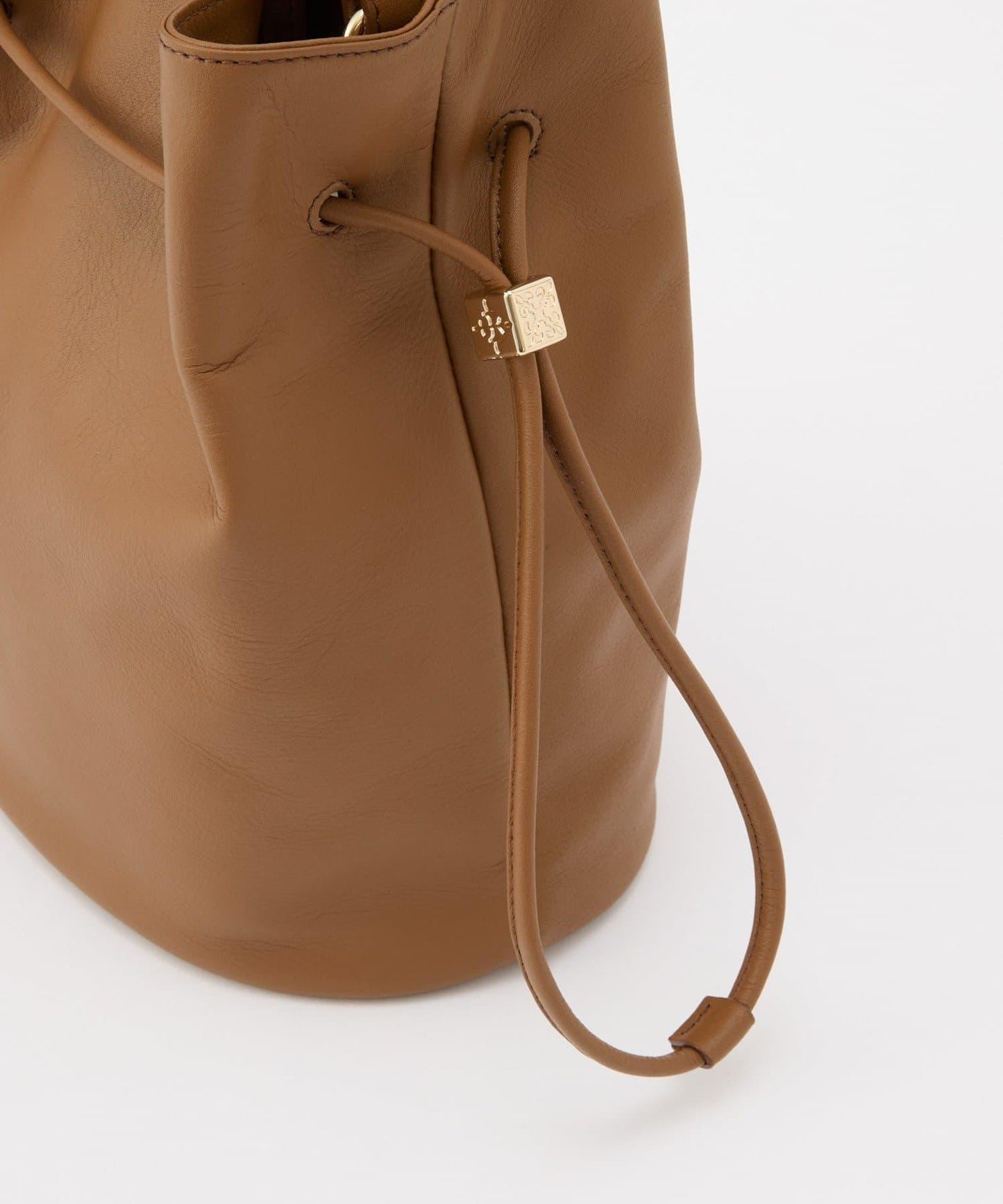 皮革提桶斜挎包