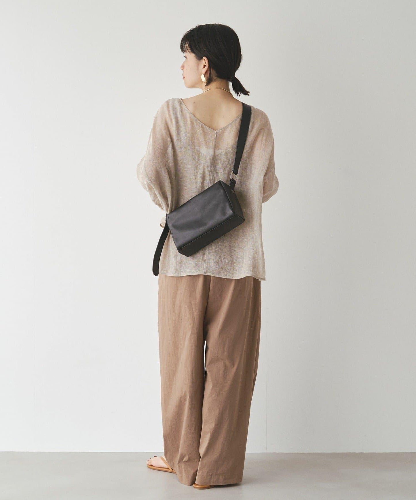 皮革方形肩揹包