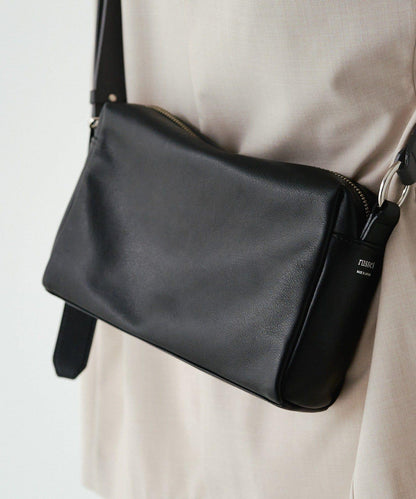 皮革方形肩揹包